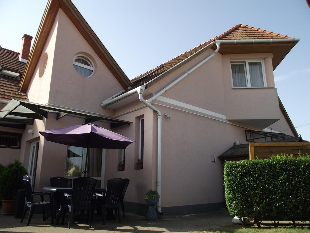 Ludas Fogadó Nagyalásony Exterior foto